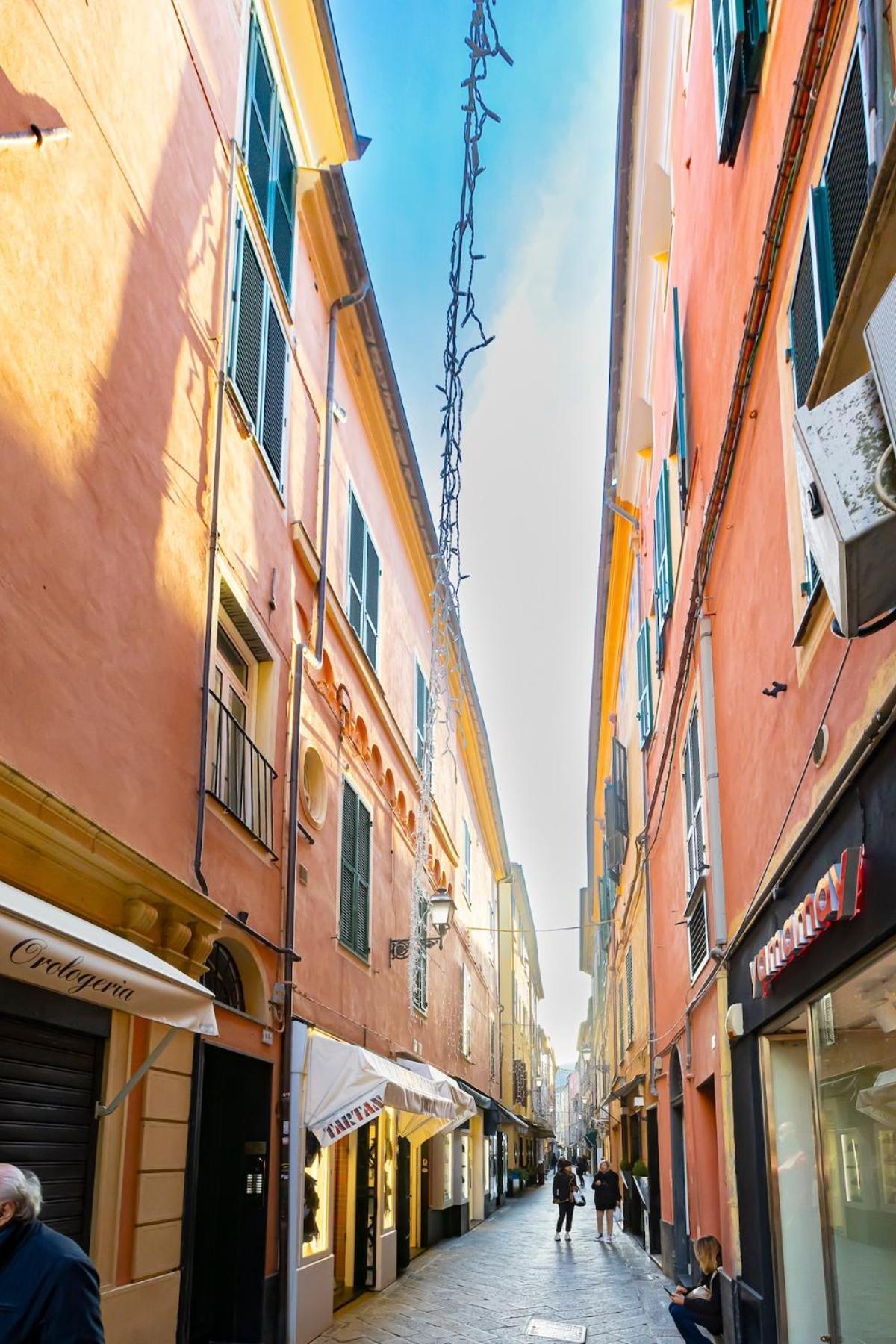 Vico Chiusetta 5 Appartamento Alassio